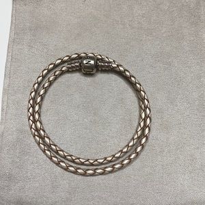 Pandora Bracelet authentic!